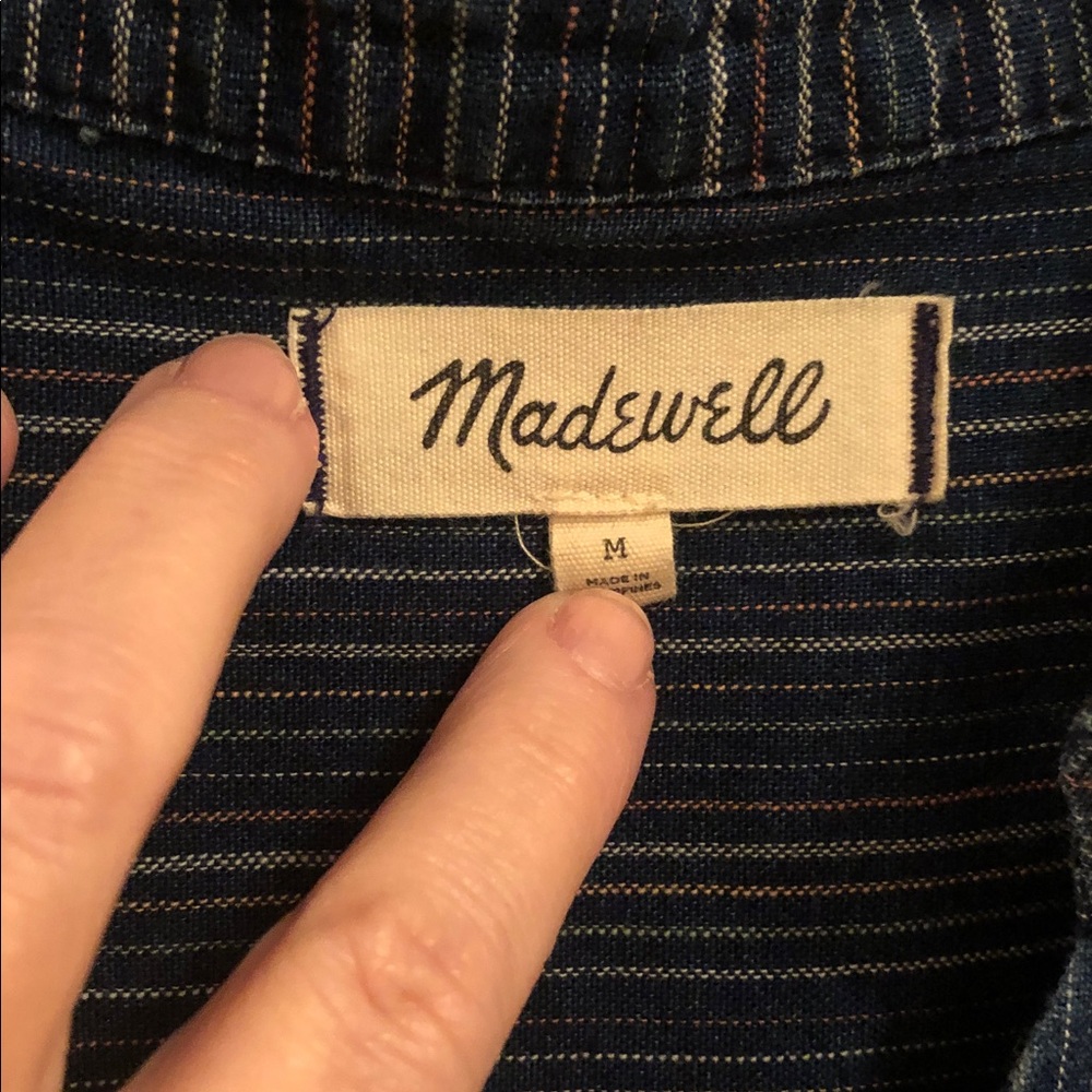 Madewell Courier Button-Back Shirt in Cecile Stripe - Picture 3 of 7